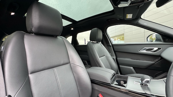 Used Land Rover Range Rover Velar 2025 for sale - 76255242: Photo 37