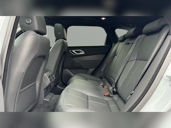 Used Land Rover Range Rover Velar 2025 for sale - 76255242: Photo 4