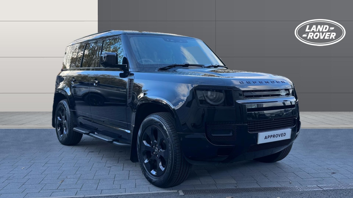 Used Land Rover Defender 2024 for sale - 76332017: Photo 1