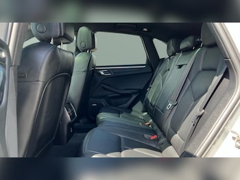 Used Porsche Macan 2020 for sale - 78994921: Photo