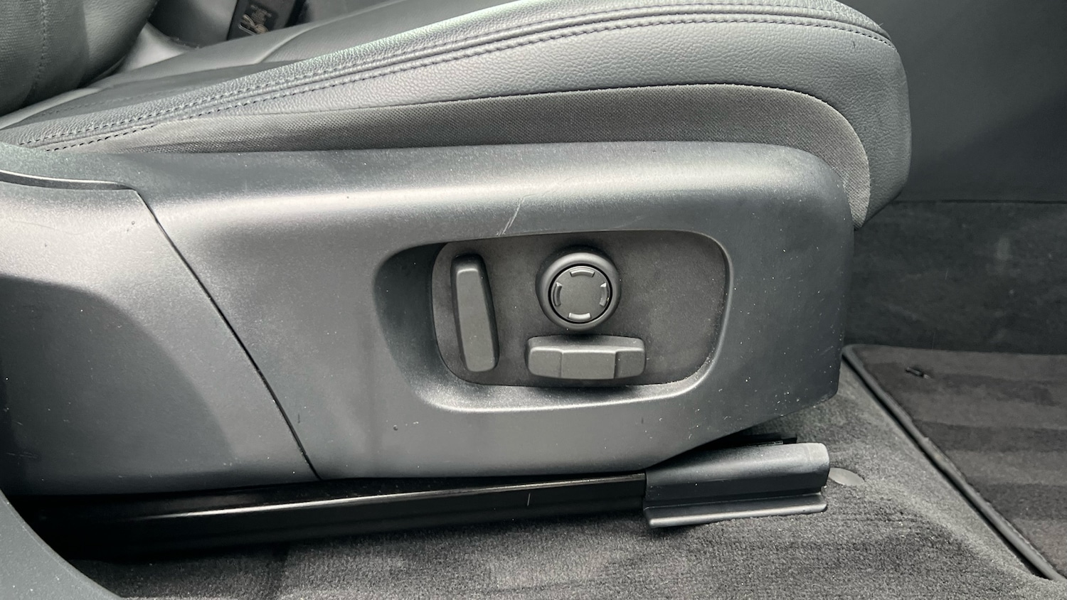 Used Land Rover Range Rover Evoque 2024 for sale - 77548124: Photo 36