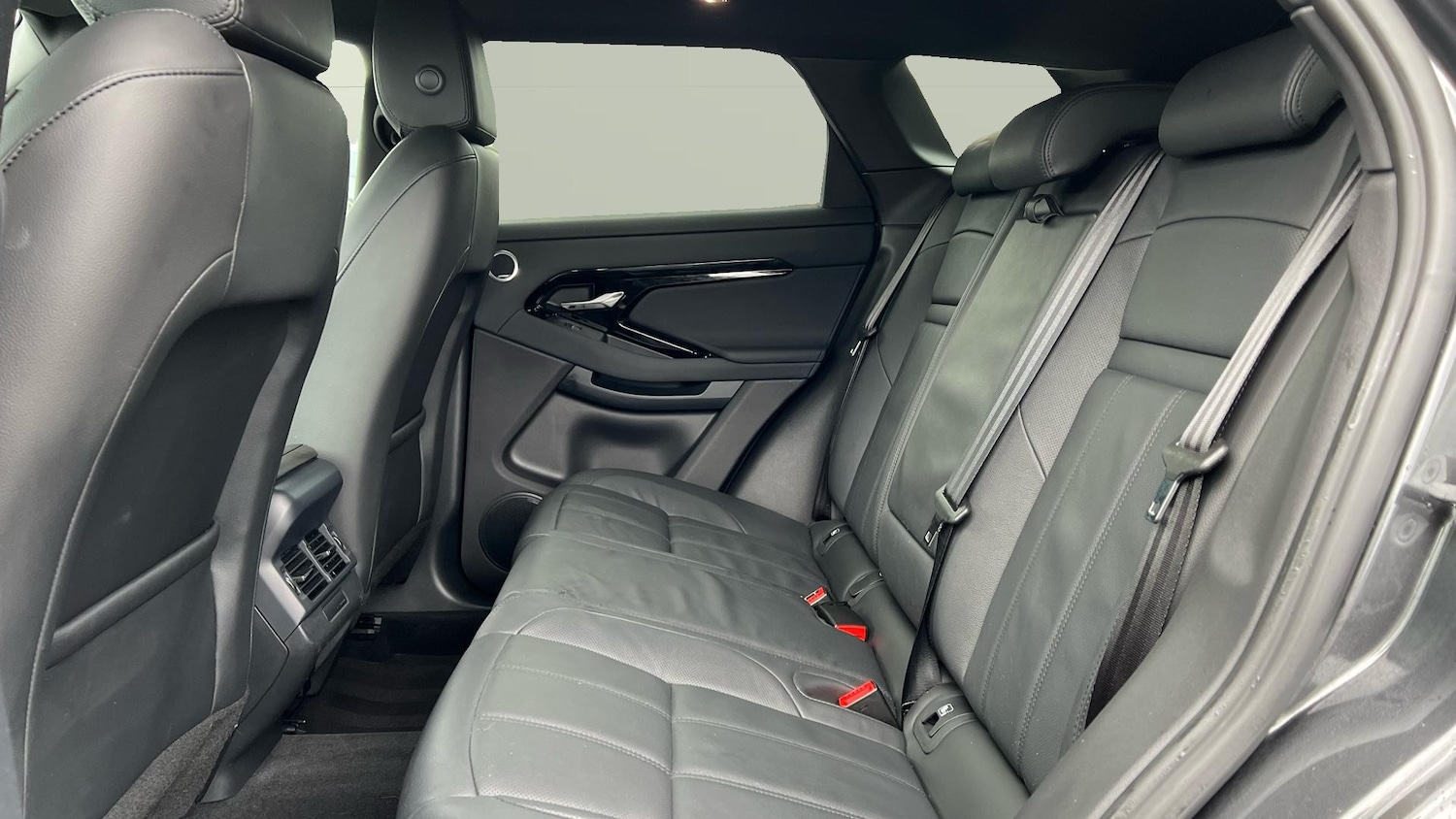 Used Land Rover Range Rover Evoque 2024 for sale - 77548124: Photo 4