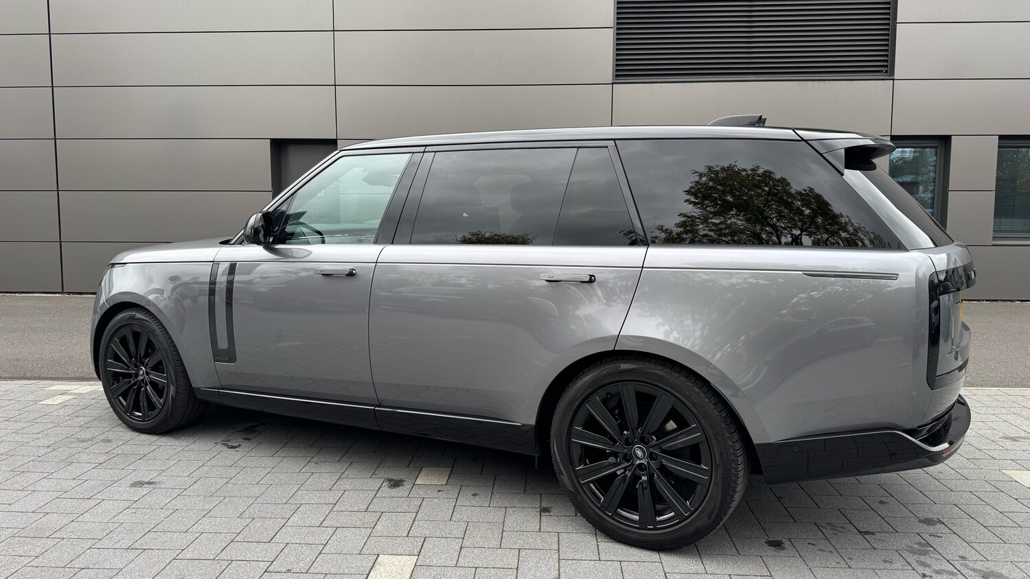 Used Land Rover Range Rover 2025 for sale - 76287119: Photo 21