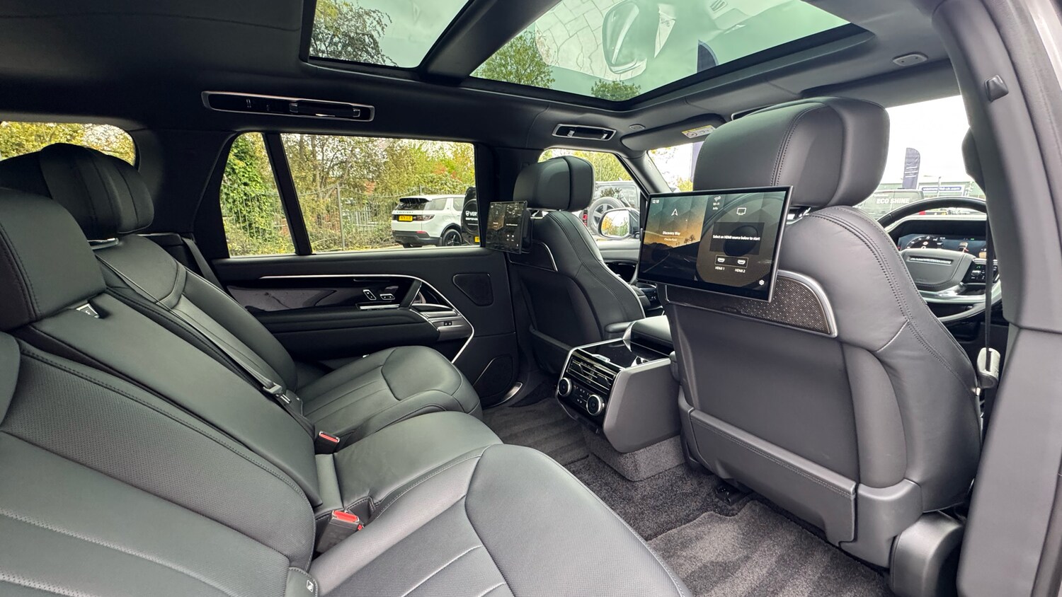 Used Land Rover Range Rover 2025 for sale - 76287119: Photo 32