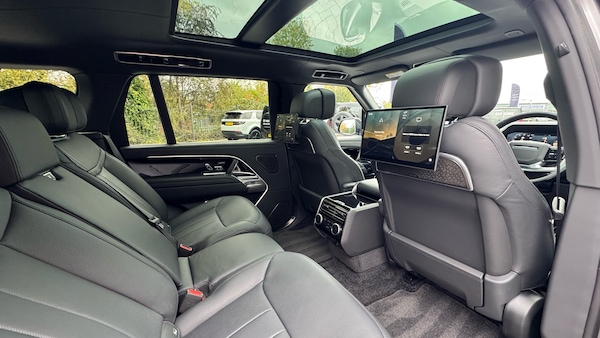 Used Land Rover Range Rover 2025 for sale - 76287119: Photo 32