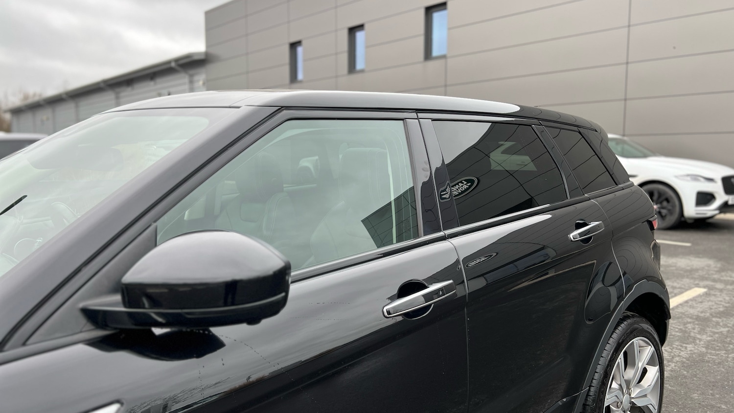 Used Land Rover Range Rover Evoque 2017 for sale - 77813289: Photo 22