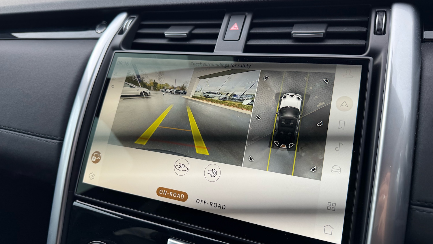 Used Land Rover Discovery 2025 for sale - 76393934: Photo 12