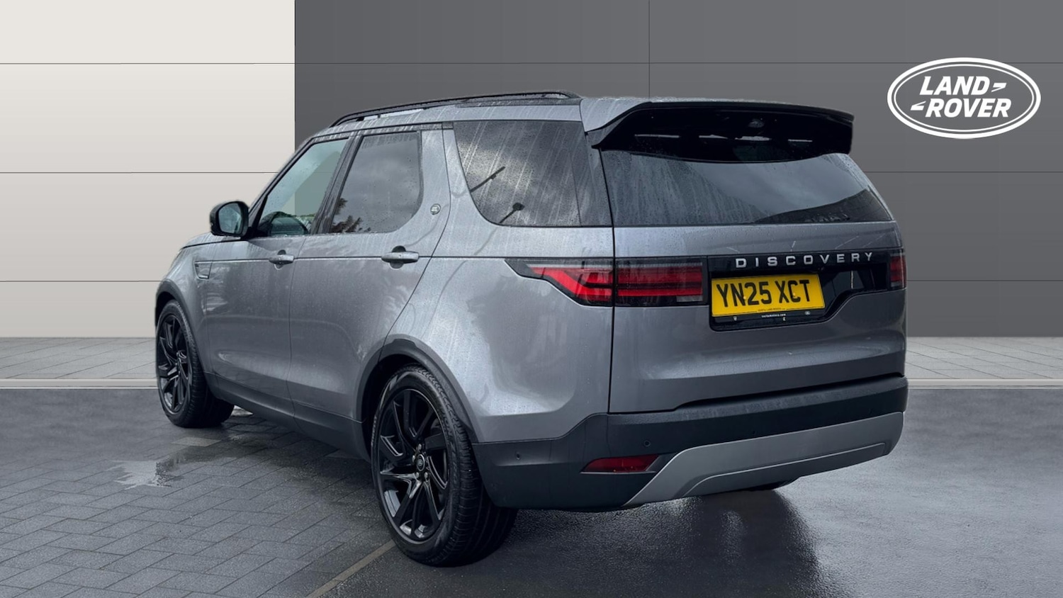 Used Land Rover Discovery 2025 for sale - 76393934: Photo 2