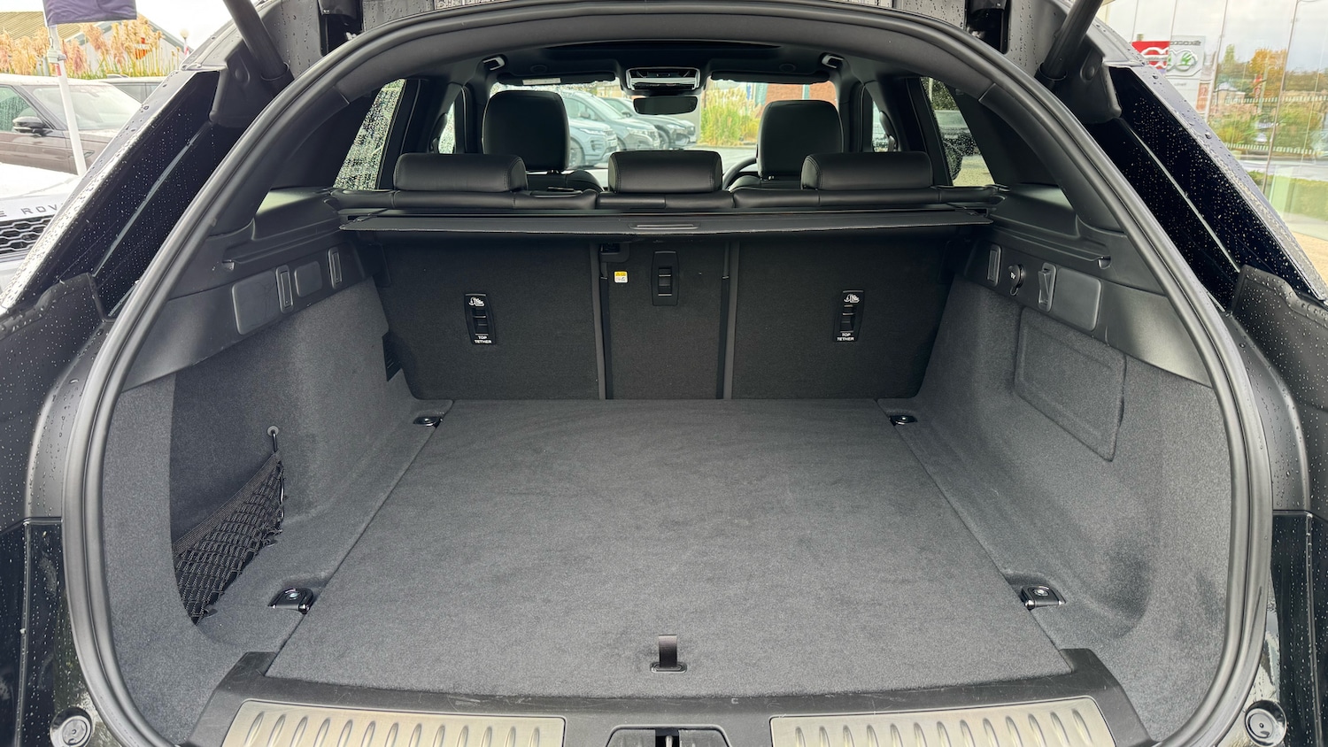 Used Land Rover Range Rover Velar 2025 for sale - 76319518: Photo 10