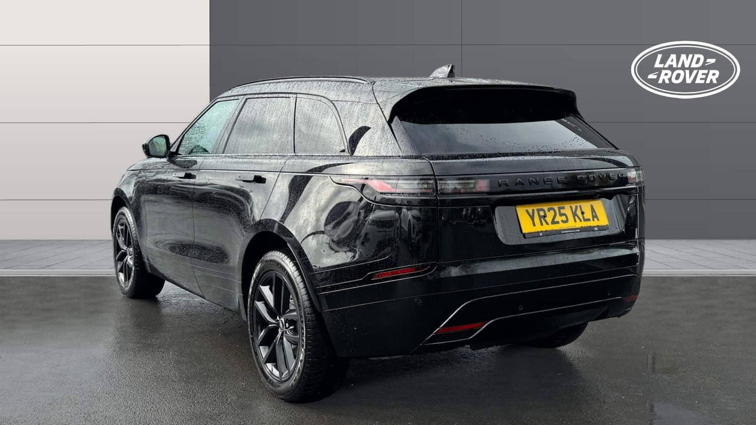 Used Land Rover Range Rover Velar 2025 for sale - 76319518: Photo 2
