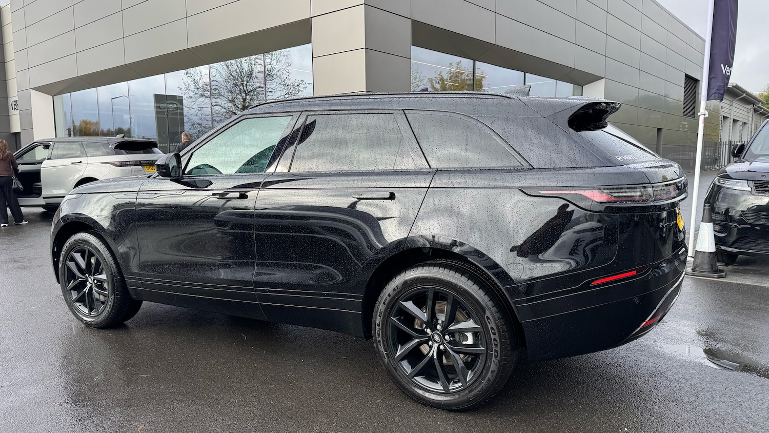 Used Land Rover Range Rover Velar 2025 for sale - 76319518: Photo 21