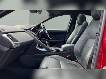 Used Jaguar E-Pace 2019 for sale - 79271811: Photo