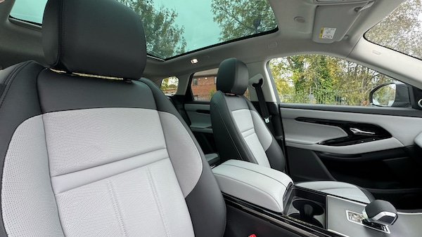 Used Land Rover Range Rover Evoque 2024 for sale - 76287117: Photo 37