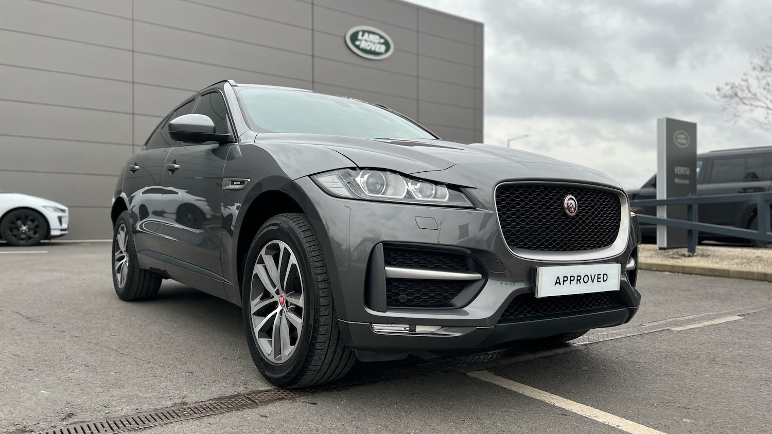 Used Jaguar F-Pace 2018 for sale - 77665517: Photo 23