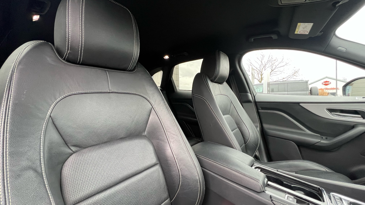 Used Jaguar F-Pace 2018 for sale - 77665517: Photo 32