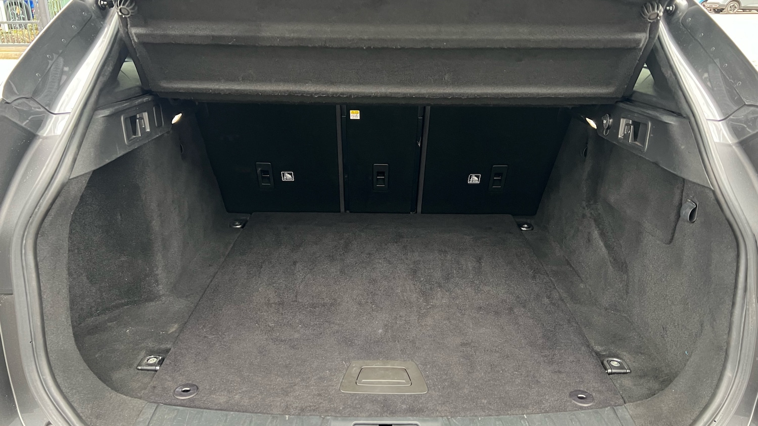 Used Jaguar F-Pace 2018 for sale - 77665517: Photo 9