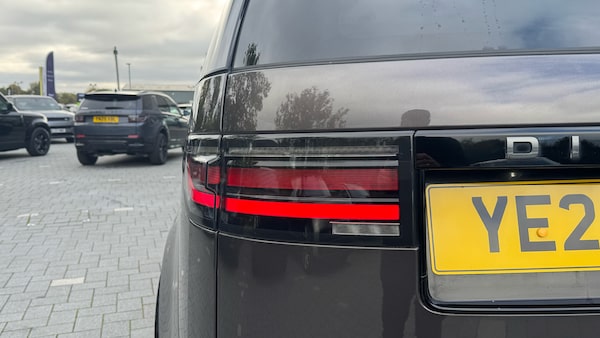 Used Land Rover Discovery 2021 for sale - 76219067: Photo 30