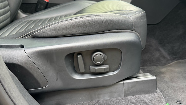 Used Land Rover Discovery 2021 for sale - 76219067: Photo 36