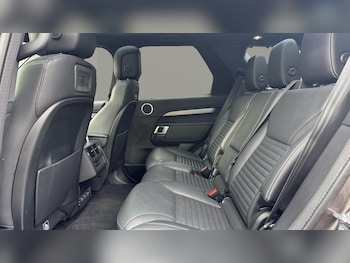 Used Land Rover Discovery 2021 for sale - 76219067: Photo
