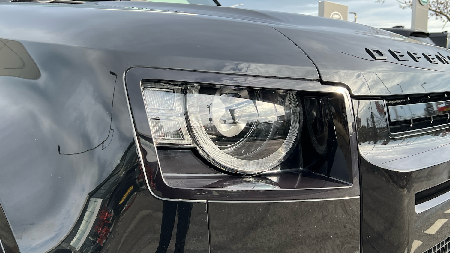 Used Land Rover Defender 2023 for sale - 76504815: Photo 17