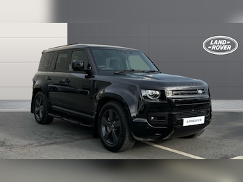 Used Land Rover Defender 2023 for sale - 76504815: Photo