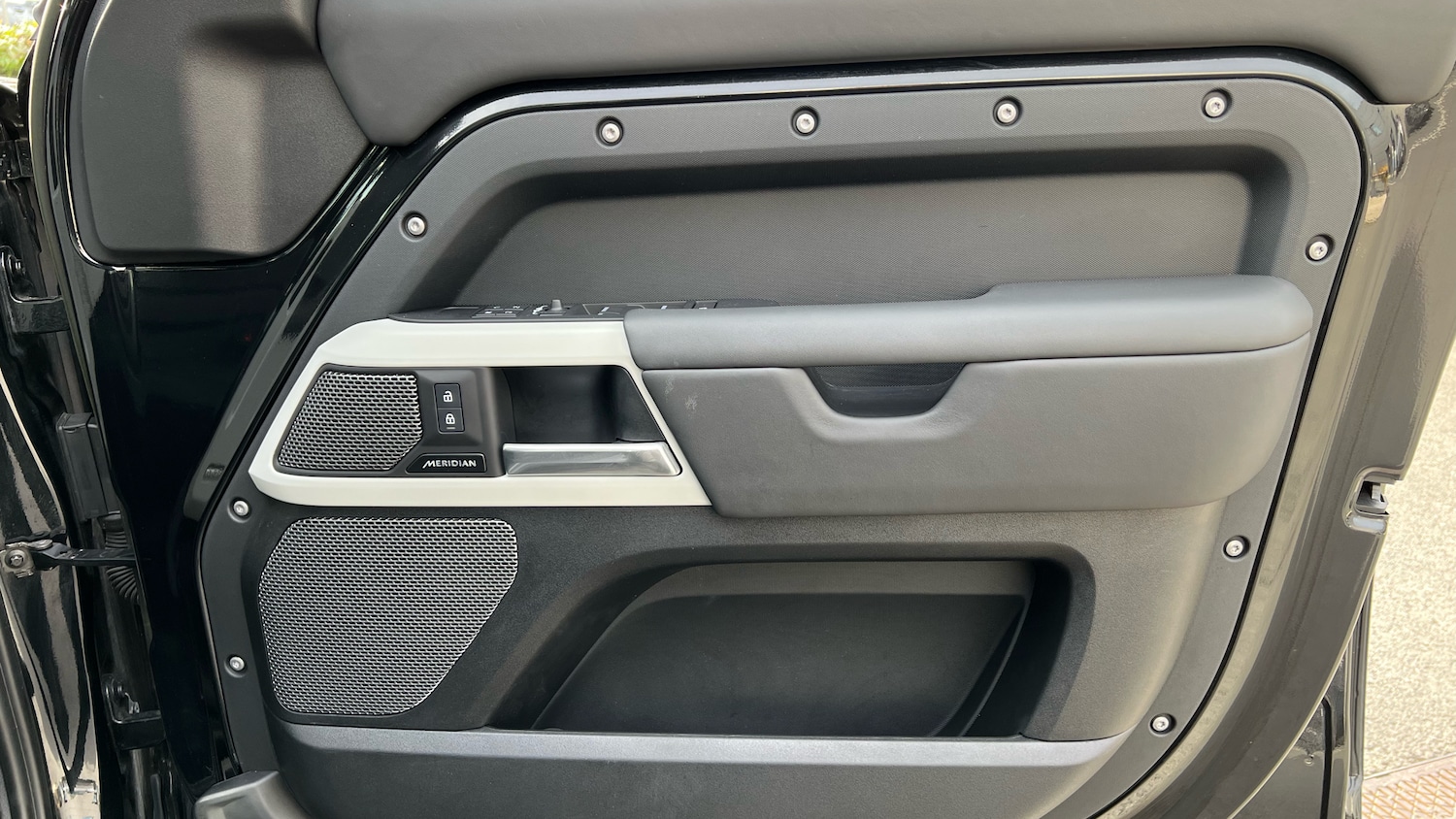 Used Land Rover Defender 2023 for sale - 76504815: Photo 35