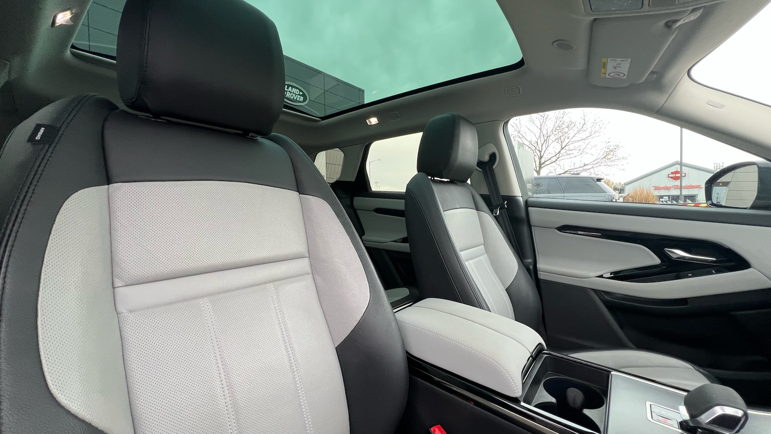 Used Land Rover Range Rover Evoque 2023 for sale - 77149182: Photo 37