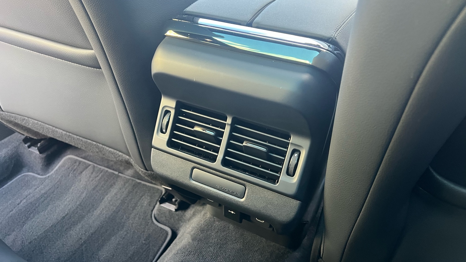 Used Land Rover Range Rover Evoque 2025 for sale - 76777201: Photo 18