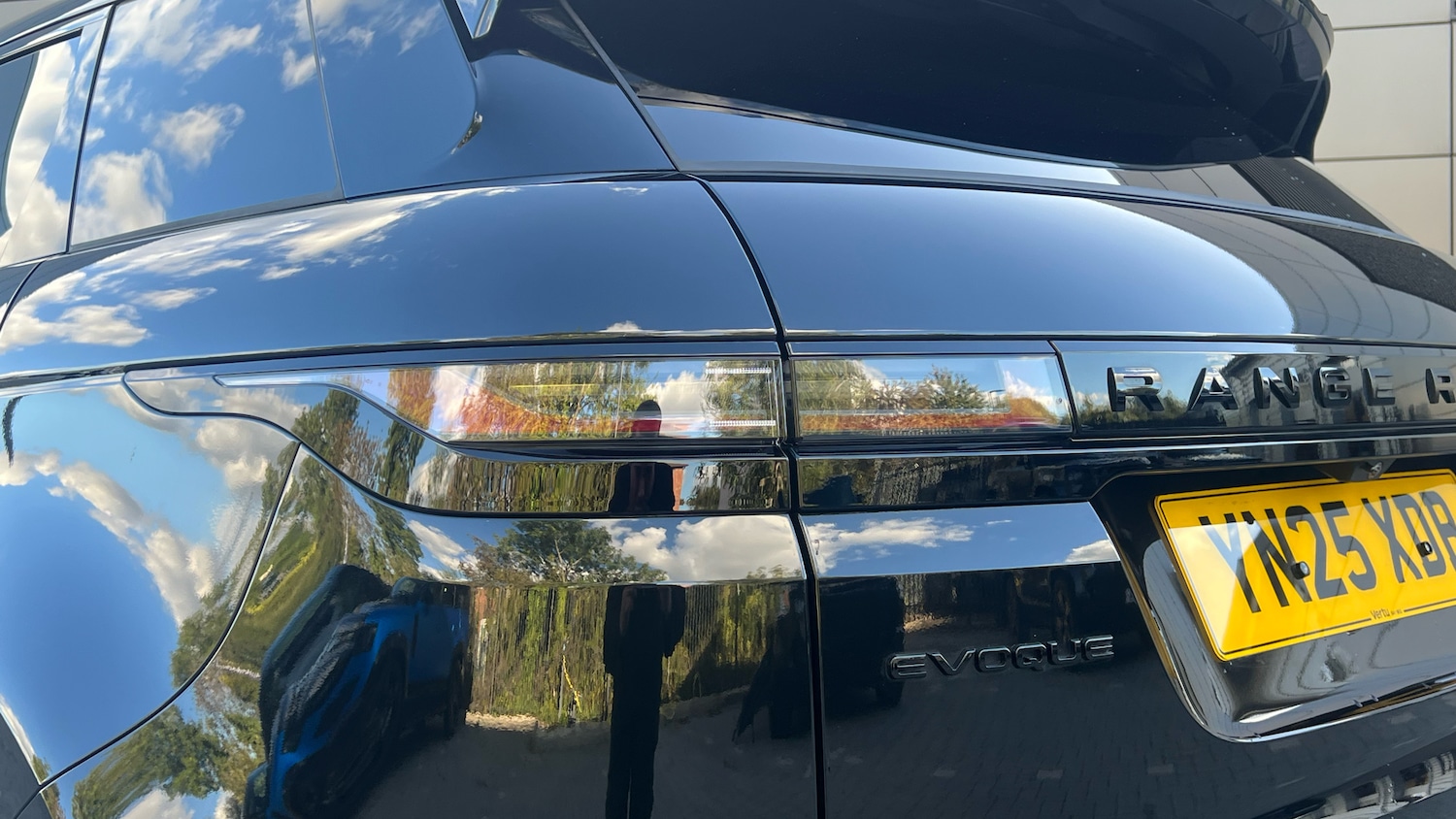 Used Land Rover Range Rover Evoque 2025 for sale - 76777201: Photo 19