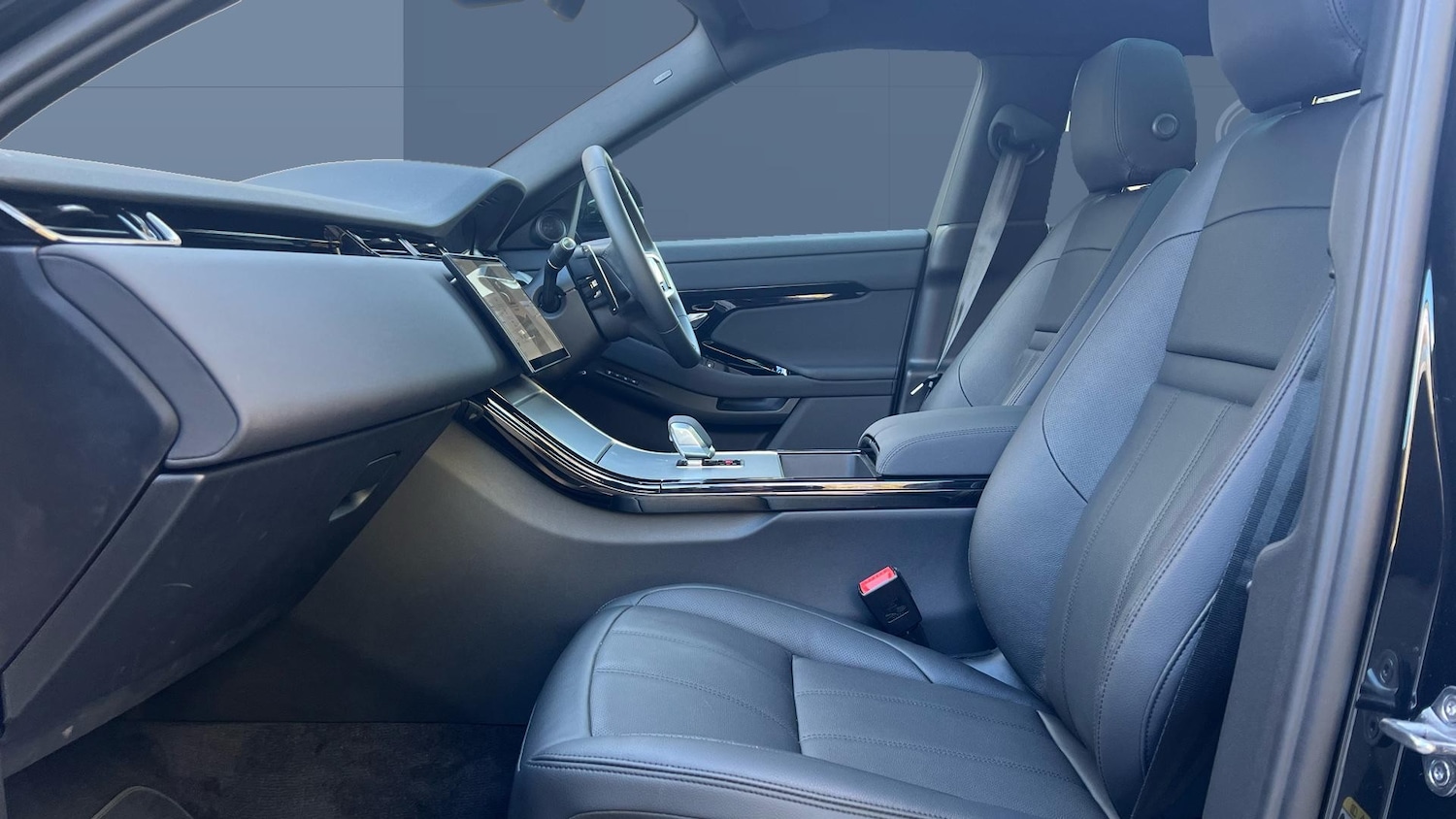 Used Land Rover Range Rover Evoque 2025 for sale - 76777201: Photo 3