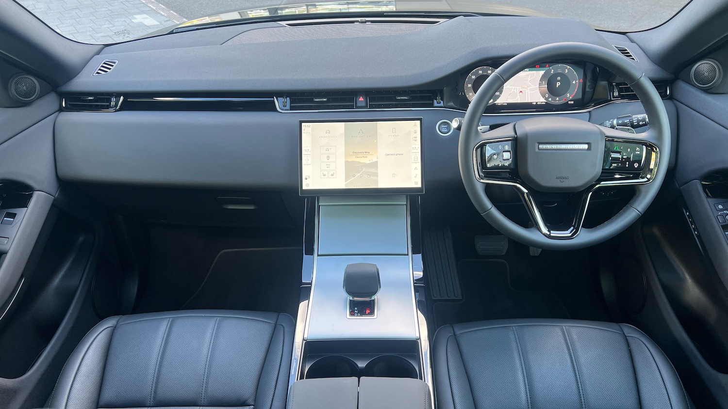 Used Land Rover Range Rover Evoque 2025 for sale - 76777201: Photo 9