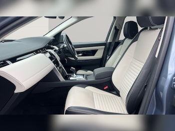 Used Land Rover Discovery Sport 2020 for sale - 75790412: Photo