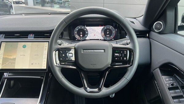 Used Land Rover Range Rover Evoque 2025 for sale - 75653270: Photo 15