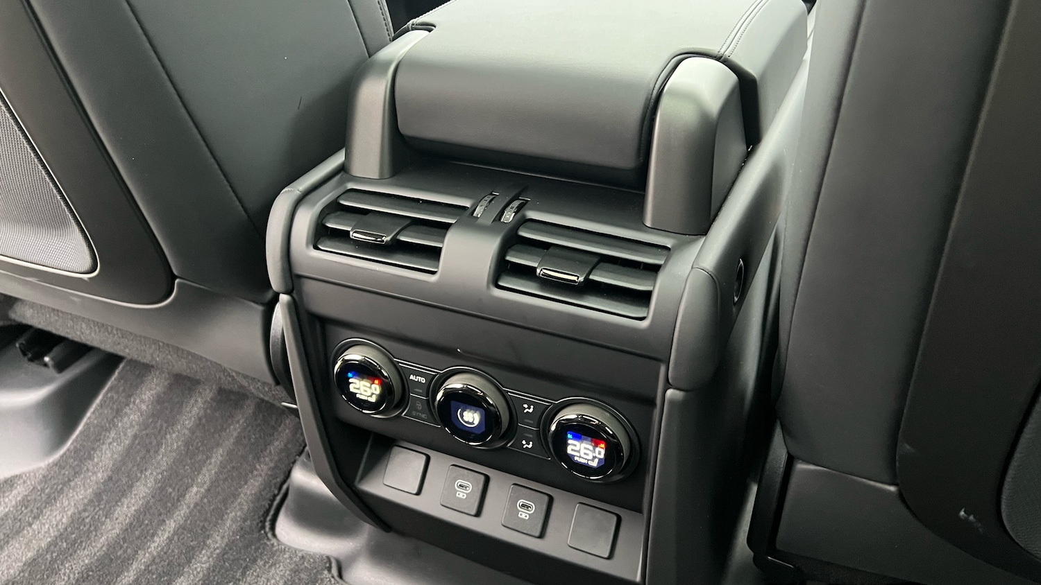 Used Land Rover Defender 2025 for sale - 77036628: Photo 18