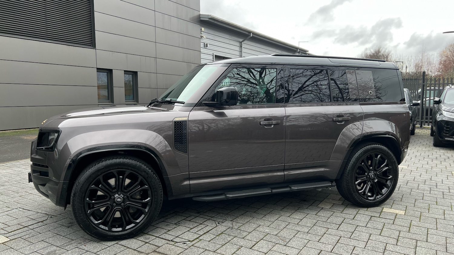 Used Land Rover Defender 2025 for sale - 77036628: Photo 22