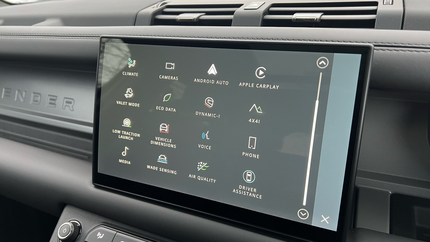 Used Land Rover Defender 2025 for sale - 77036628: Photo 40