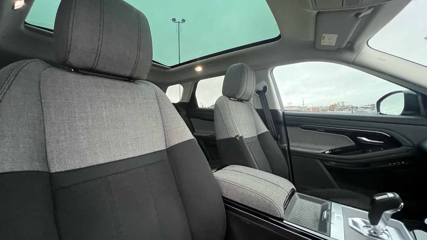 Used Land Rover Range Rover Evoque 2019 for sale - 76712301: Photo 37