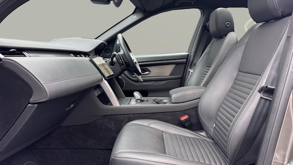 Used Land Rover Discovery Sport 2024 for sale - 76287118: Photo 3