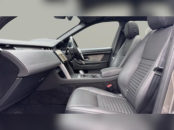 Used Land Rover Discovery Sport 2024 for sale - 76287118: Photo