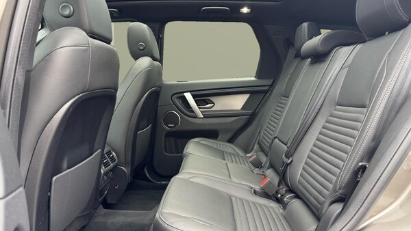 Used Land Rover Discovery Sport 2024 for sale - 76287118: Photo 4