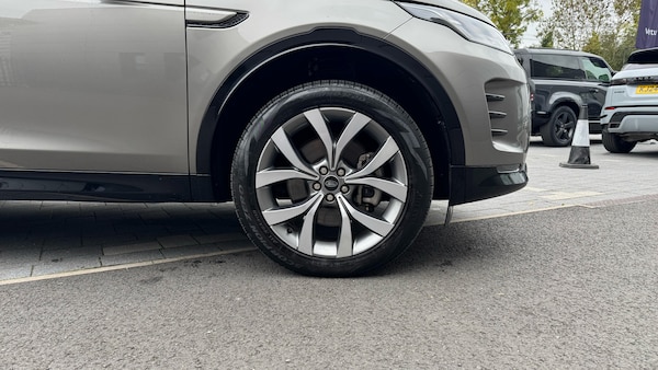 Used Land Rover Discovery Sport 2024 for sale - 76287118: Photo 8