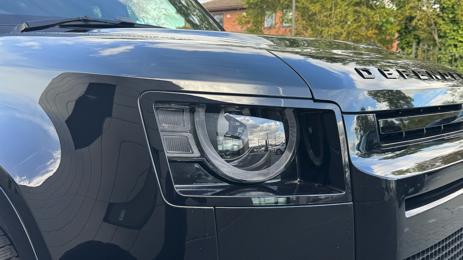 Used Land Rover Defender 2022 for sale - 76076259: Photo 17