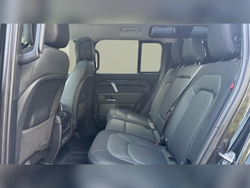 Used Land Rover Defender 2022 for sale - 76076259: Photo 4
