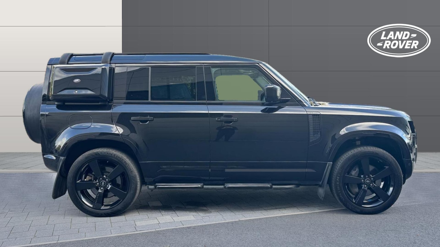 Used Land Rover Defender 2022 for sale - 76076259: Photo 5