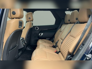 Used Land Rover Discovery 2022 for sale - 79260627: Photo