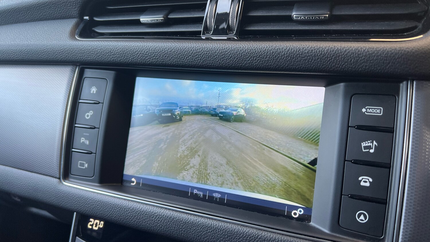 Used Jaguar XF 2018 for sale - 77746525: Photo 12