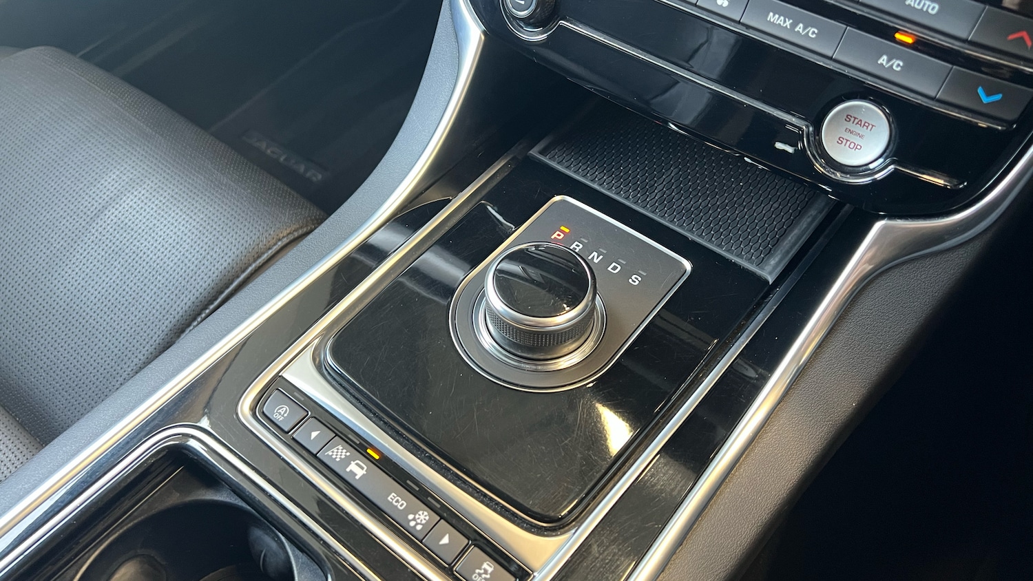 Used Jaguar XF 2018 for sale - 77746525: Photo 13