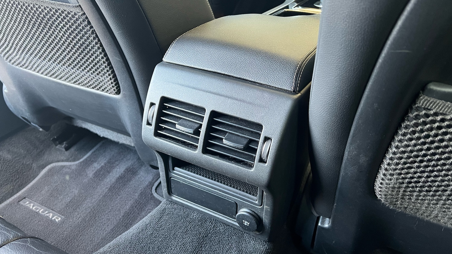 Used Jaguar XF 2018 for sale - 77746525: Photo 18