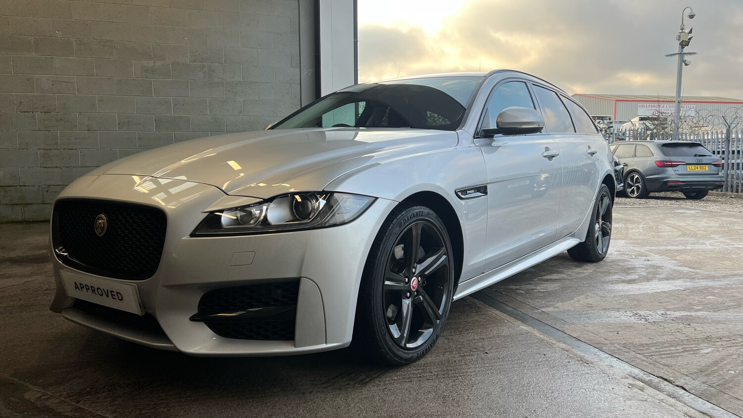 Used Jaguar XF 2018 for sale - 77746525: Photo 24