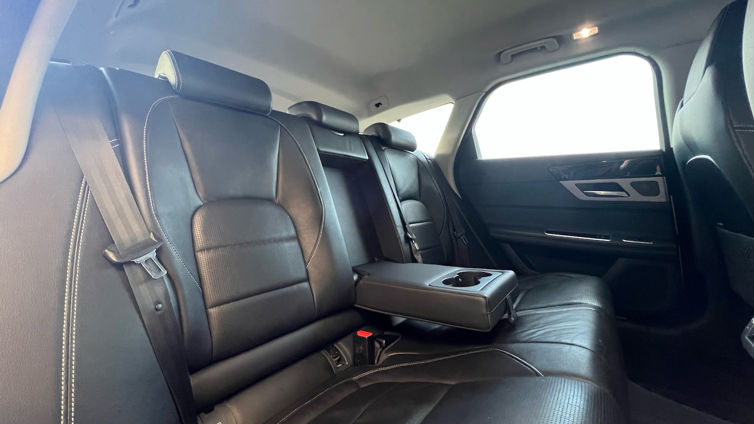 Used Jaguar XF 2018 for sale - 77746525: Photo 33